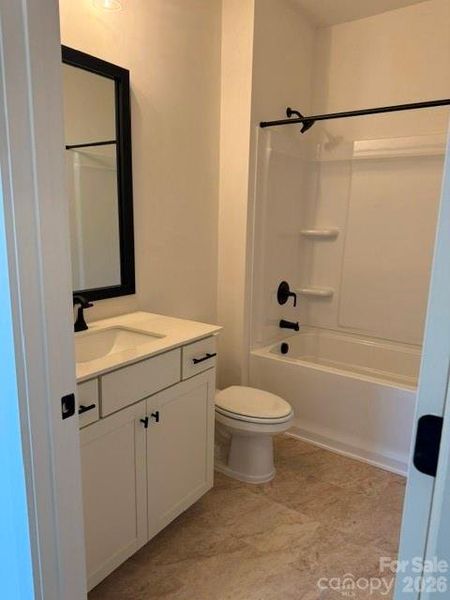 Full bathroom on main level Full bathroom on main level