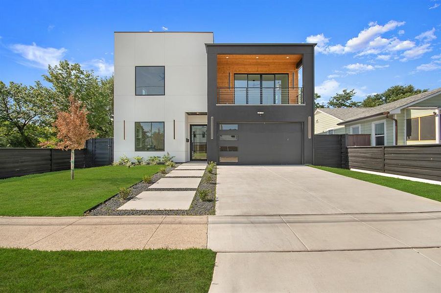 Front exterior of a new home in , Dallas, TX, highlighting curb appeal (Image 2).