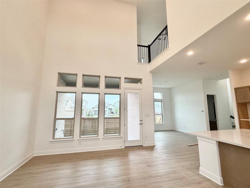 Spacious, unfurnished interior of a new home in Flora, Hutto (Image 13).