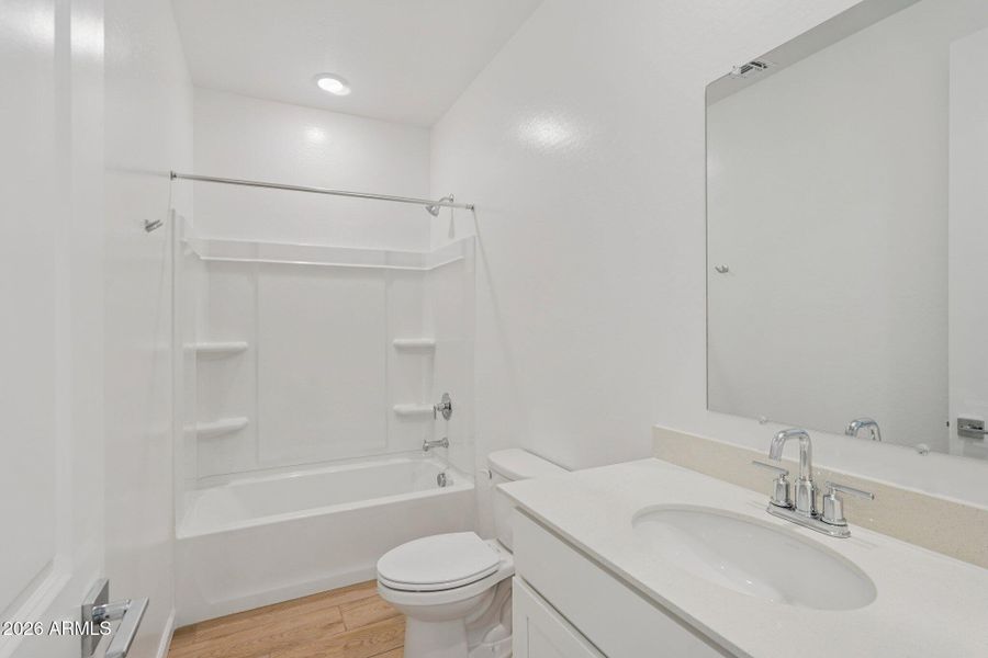 21-web-or-mls-S 95th Dr-S2201-021