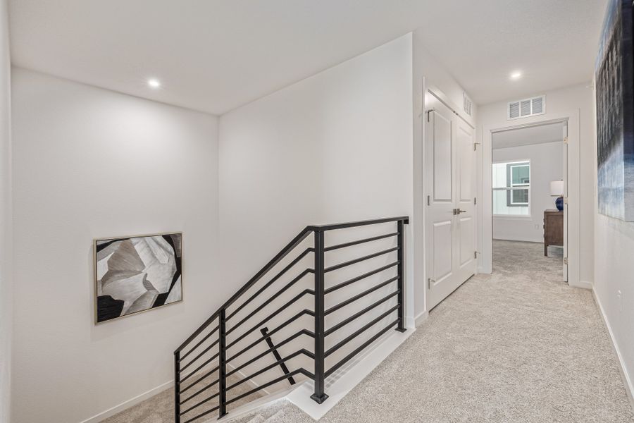 Spacious, unfurnished interior of a new home in The Vistas at West Mesa, Colorado Springs (Image 20).
