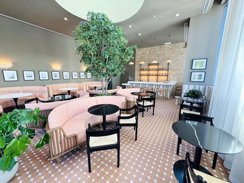 Community amenities in , Miami (Image 18). Community amenities in , Miami (Image 18).