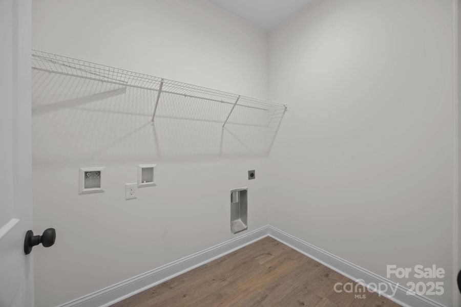 Spacious, unfurnished interior of a new home in , Salisbury (Image 30).