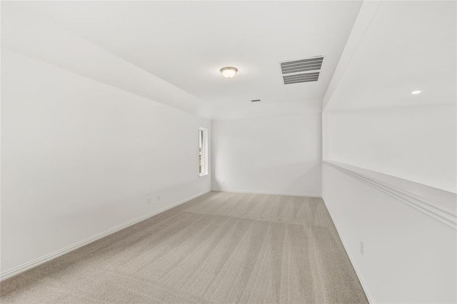 Spacious, unfurnished interior of a new home in Edgewater, Fate (Image 12). Spacious, unfurnished interior of a new home in Edgewater, Fate (Image 12).