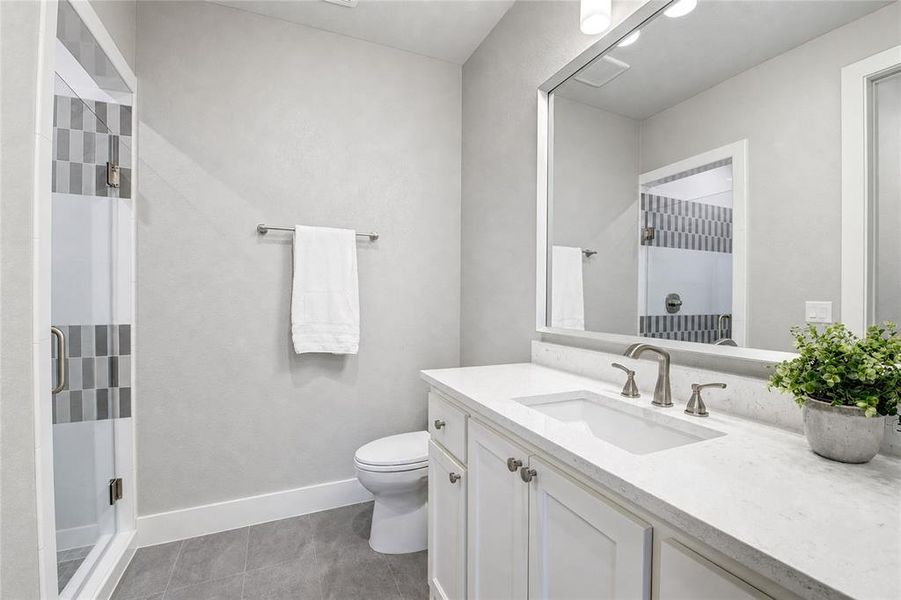 2nd floor bath