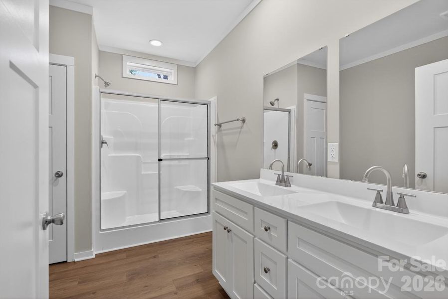 Furnished interior view inside a new home in , Columbus (Image 5).