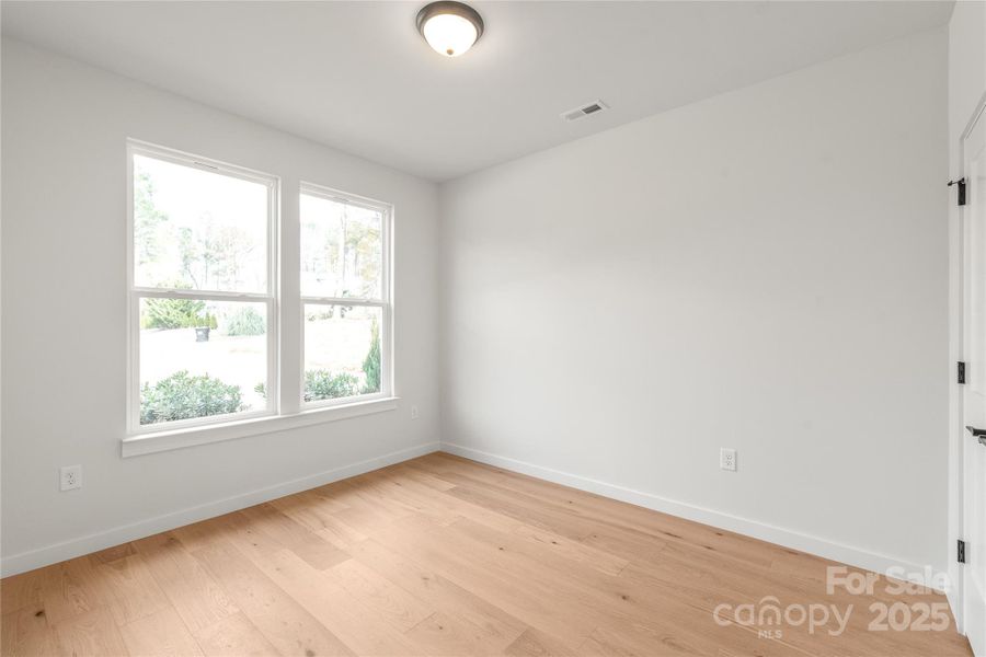 Spacious, unfurnished interior of a new home in , Lincolnton (Image 20).