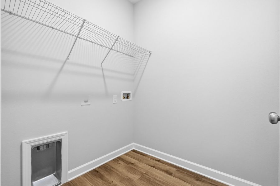 Spacious, unfurnished interior of a new home in Southern Charm, Crestview (Image 21).