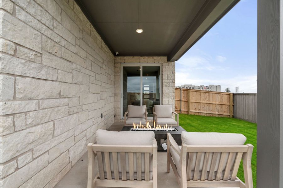 Representative exterior details of a home built from the Tribeca by Tri Pointe Homes in Park Central, Georgetown (Image 30).