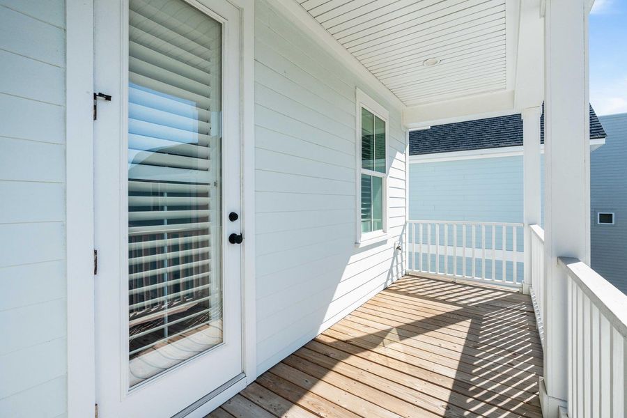Exterior details and patio area of a home in , Charleston (Image 21).