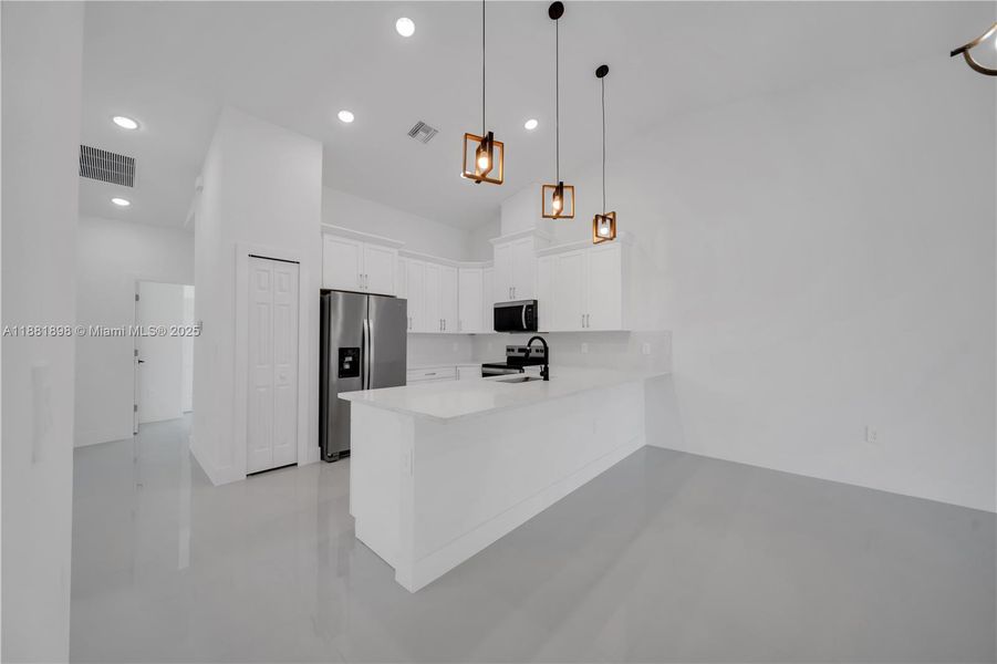 Furnished interior view inside a new home in , Lehigh Acres (Image 6).