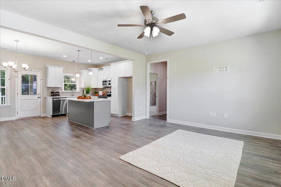 17-103 Sagewood Dr-17