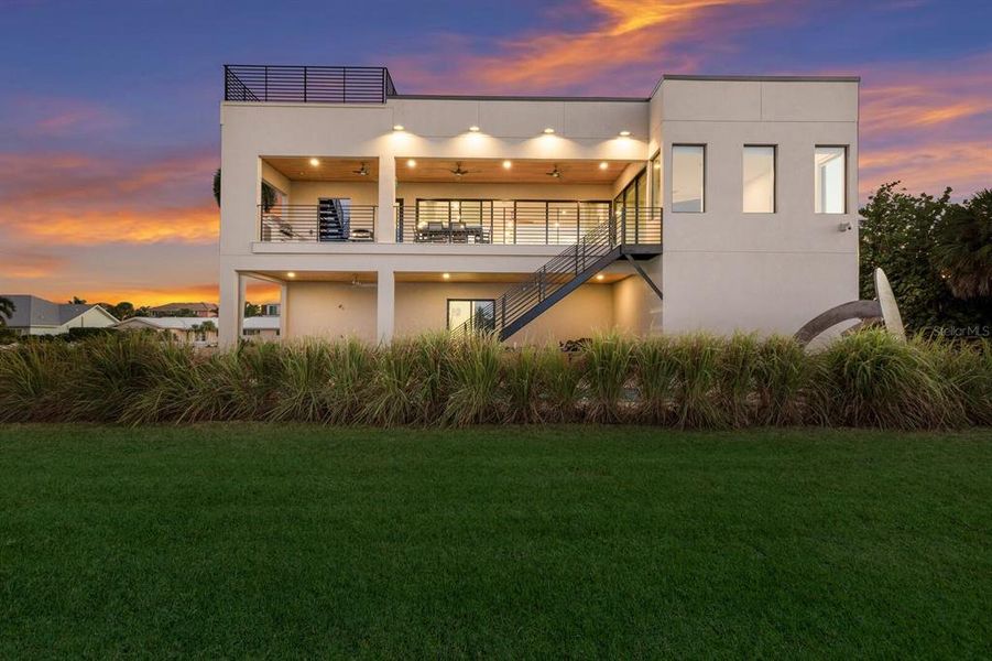 Exterior details and patio area of a home in , Longboat Key (Image 27).