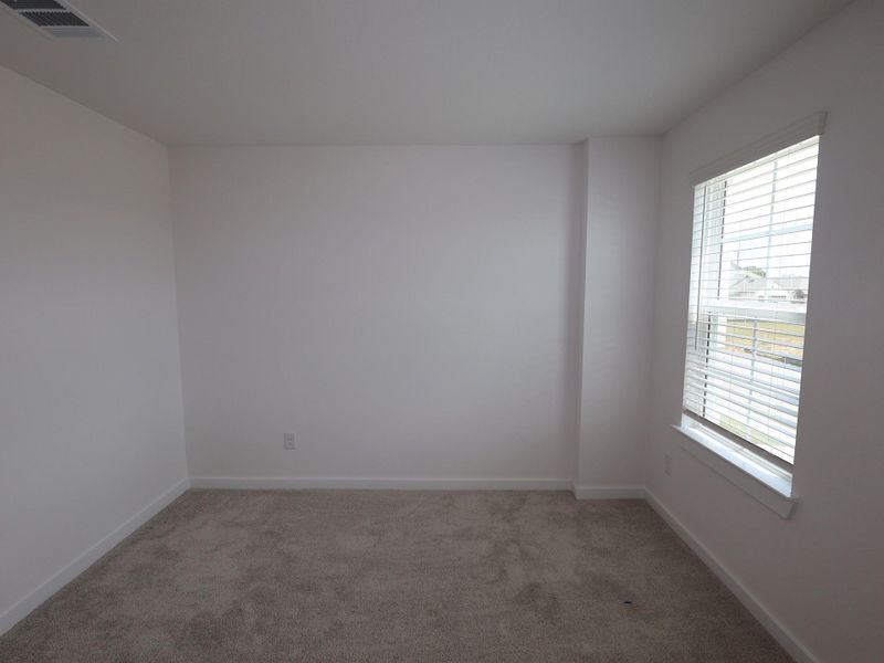 Spacious, unfurnished interior of a new home in Summerview, Fulshear (Image 17).