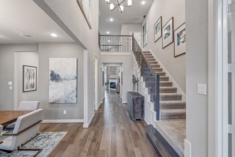 Image 3 of a home in Bridge Creek 60s.