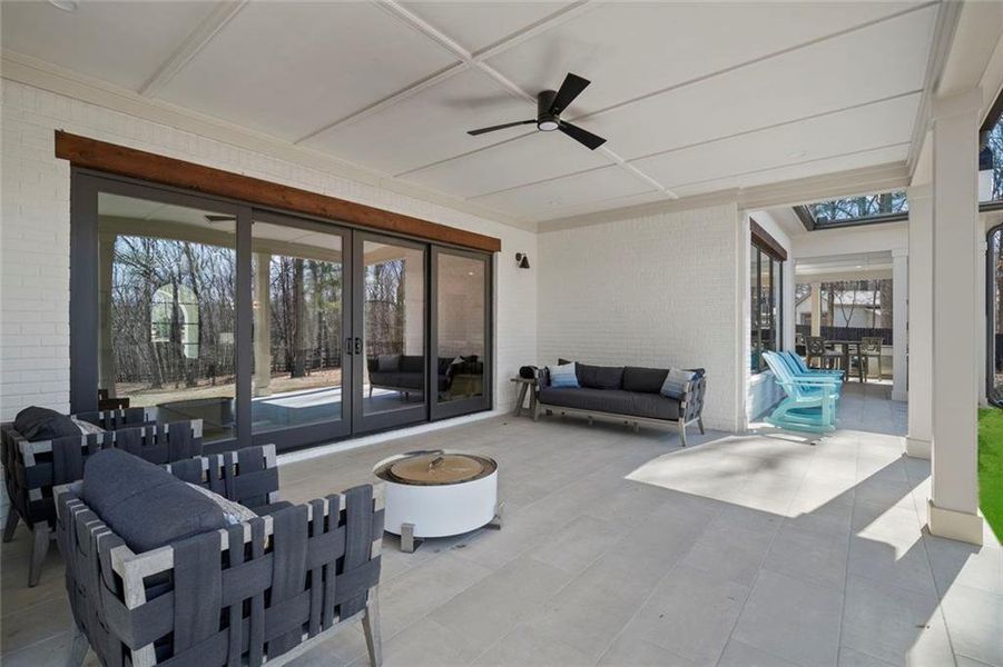Exterior details and patio area of a home in , Alpharetta (Image 34).