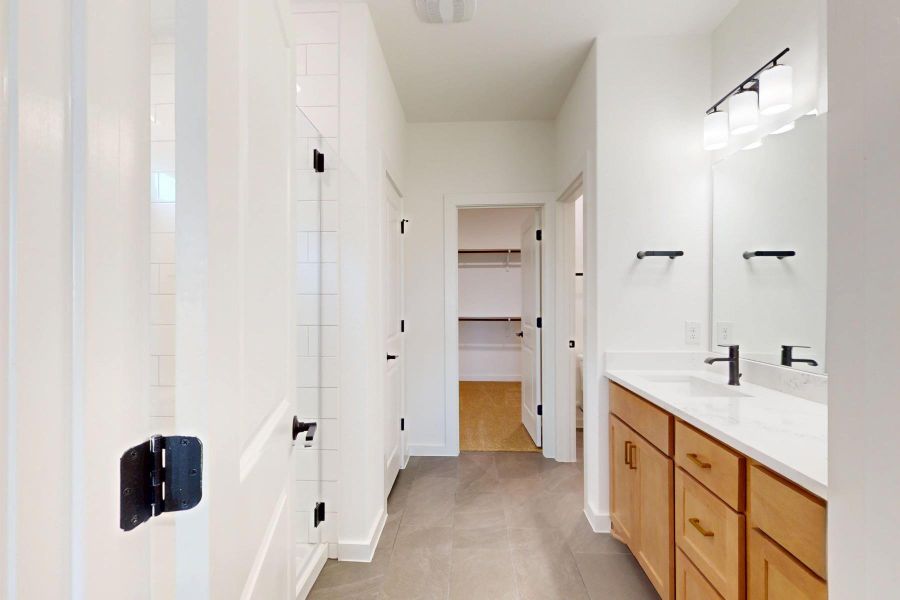 Furnished interior view inside a new home in Barksdale, Leander (Image 10).