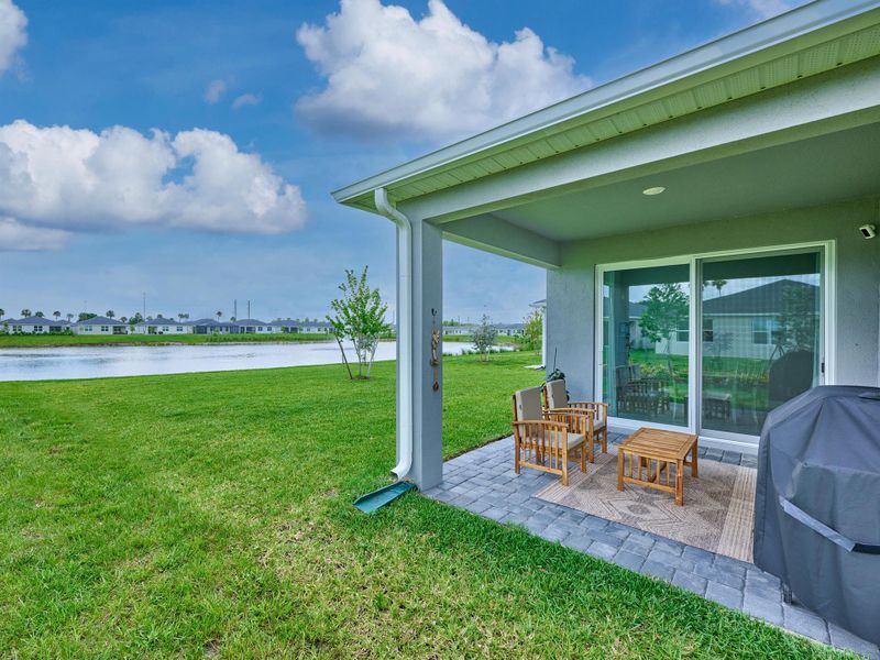 Exterior details and patio area of a home in Azalea, Port St. Lucie (Image 30).