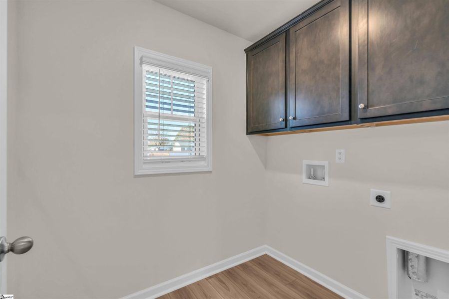 Spacious, unfurnished interior of a new home in Halton Oaks, Spartanburg (Image 23).