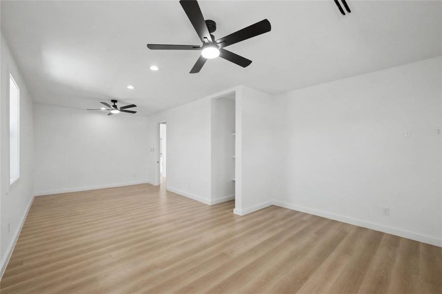 Spacious, unfurnished interior of a new home in , Colleyville (Image 20).