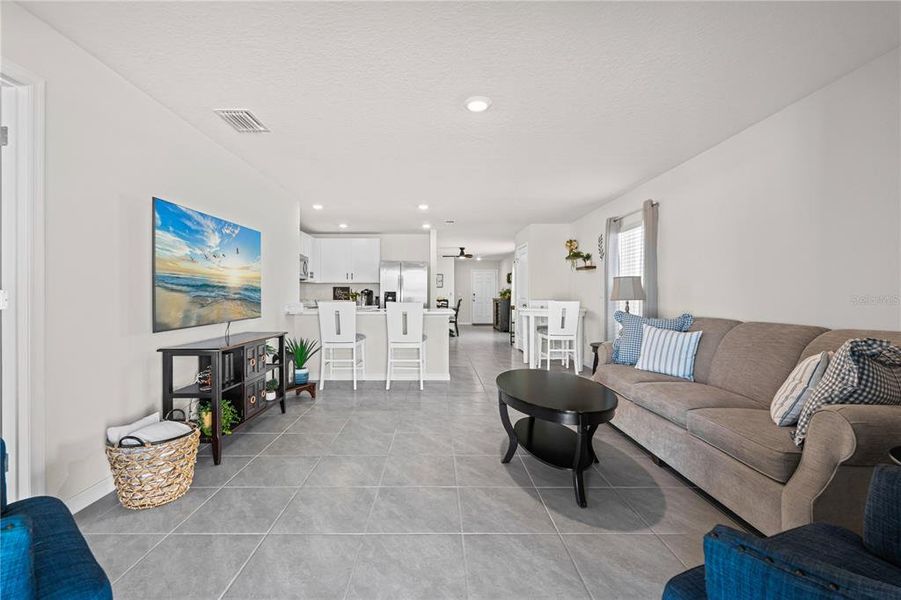 Furnished interior view inside a new home in Silverstone North, Palmetto (Image 15).