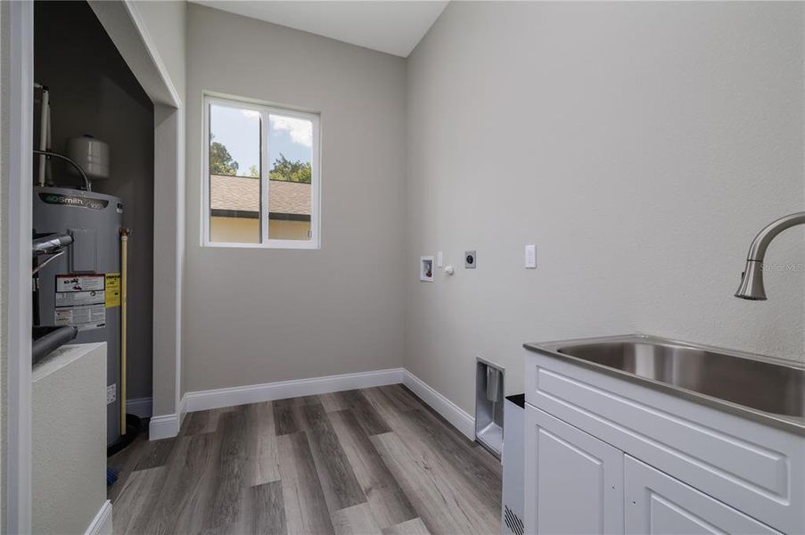 Image 36 of a home in .