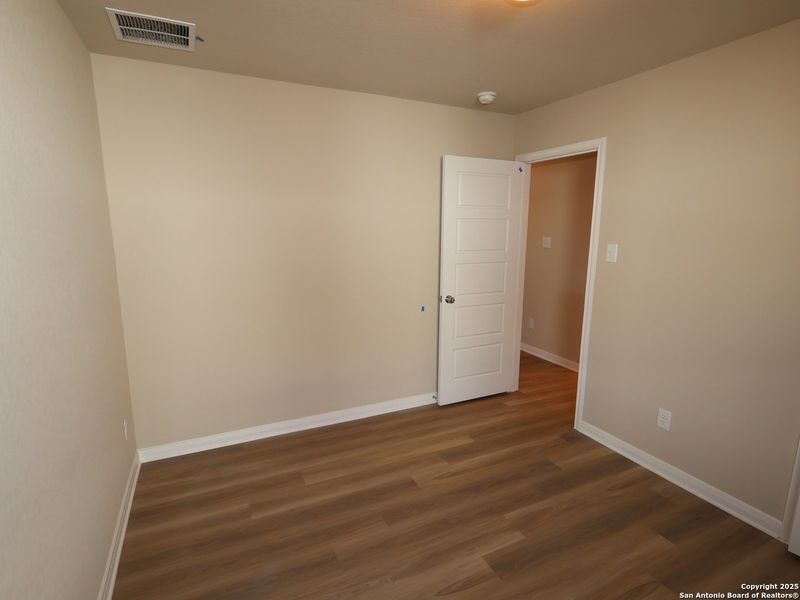 Spacious, unfurnished interior of a new home in Park Place, New Braunfels (Image 20). Spacious, unfurnished interior of a new home in Park Place, New Braunfels (Image 20).