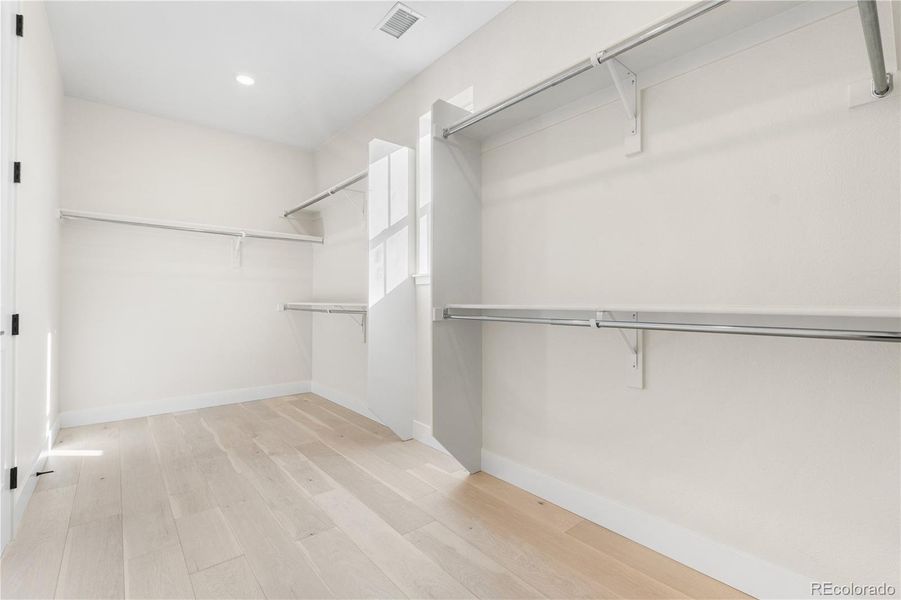 Spacious, unfurnished interior of a new home in Gallery at The Canyons, Castle Pines (Image 40).