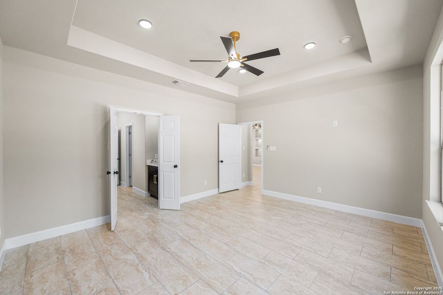 Spacious, unfurnished interior of a new home in , San Antonio (Image 17). Spacious, unfurnished interior of a new home in , San Antonio (Image 17).