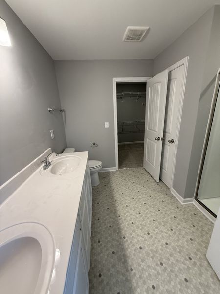 Image 13 of a home in Bradley Bend.