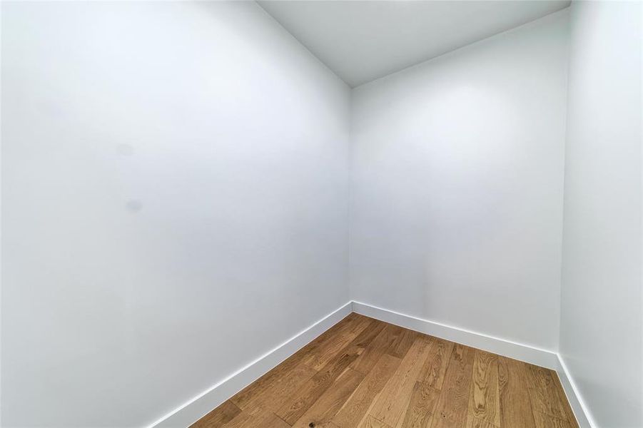 Spacious, unfurnished interior of a new home in , Dallas (Image 18). Spacious, unfurnished interior of a new home in , Dallas (Image 18).