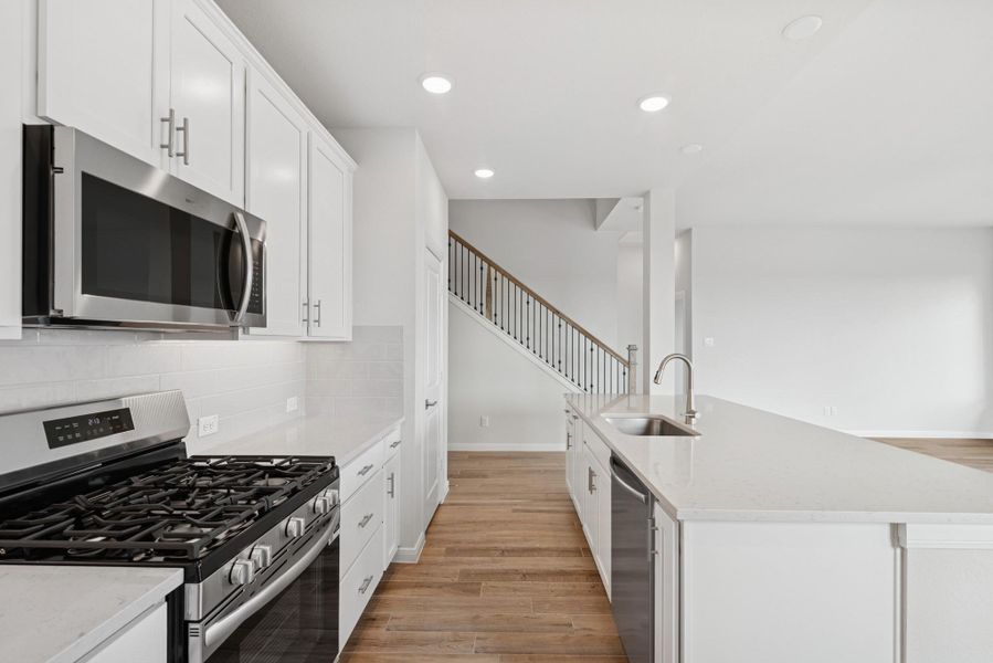 Furnished interior view inside a new home in Beacon Point at Lago Mar 50’ Homesites, Texas City (Image 6).