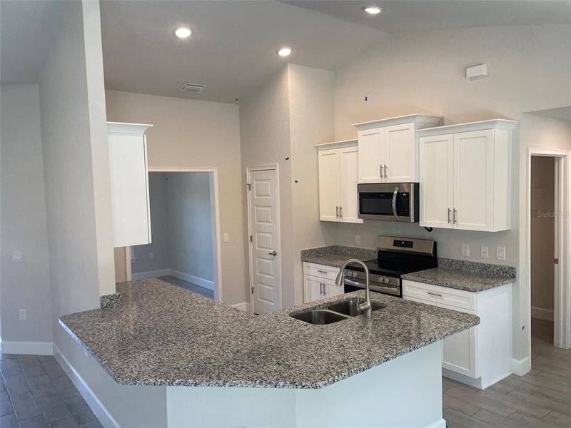 Furnished interior view inside a new home in Port Charlotte, Port Charlotte (Image 7).