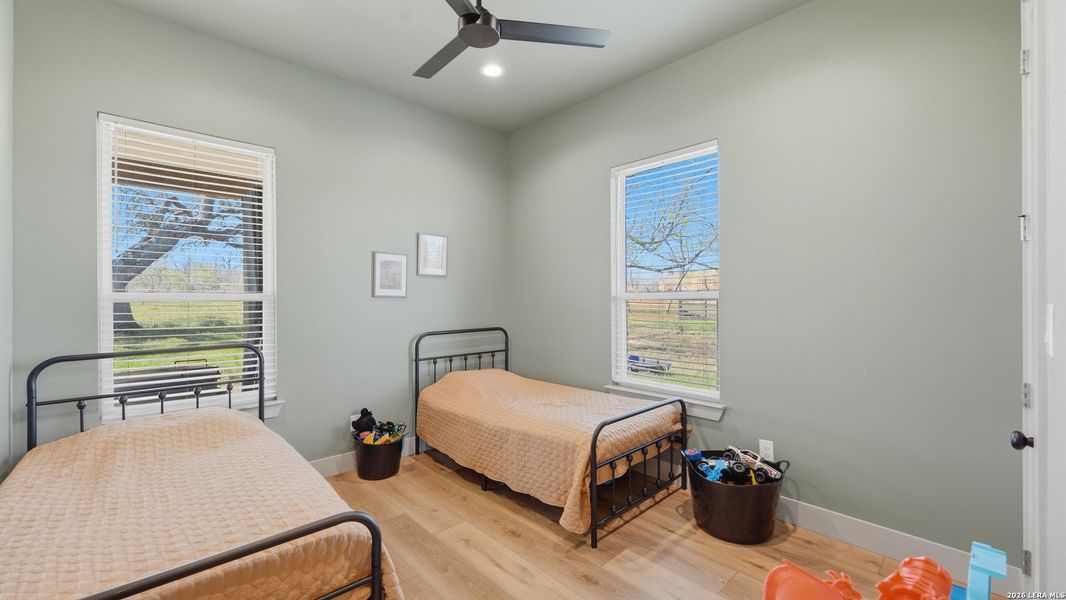 Furnished interior view inside a new home in , Seguin (Image 16).