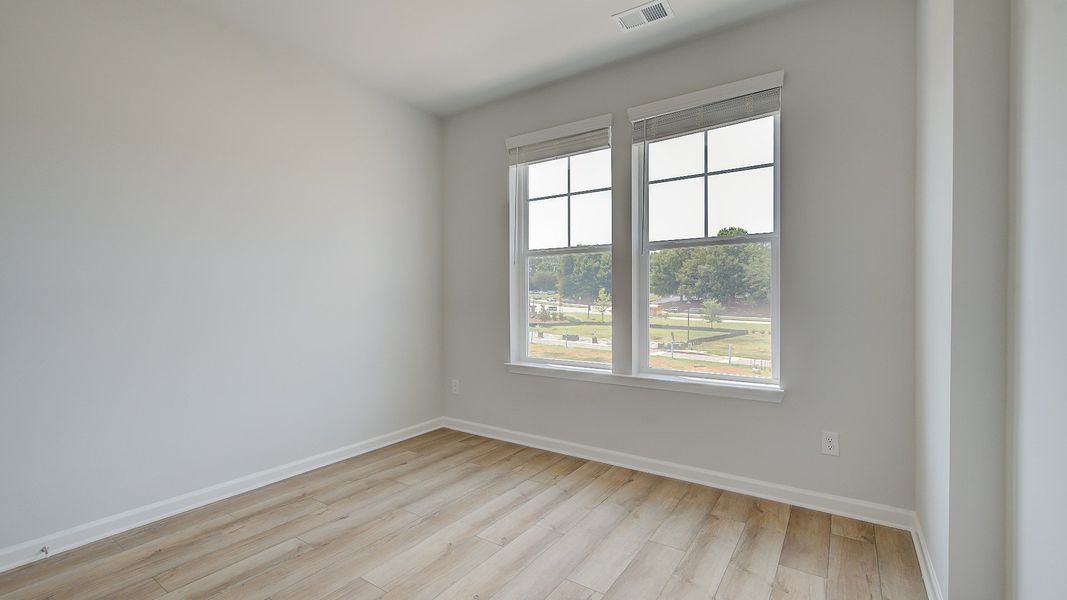 Representative furnished interior of a home built from the Grable by DRB Homes in Daybreak, Newnan (Image 16).