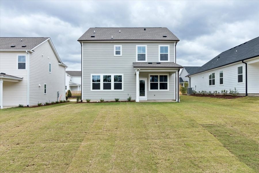 Exterior details and patio area of a home in Tillery Park, Grovetown (Image 4).