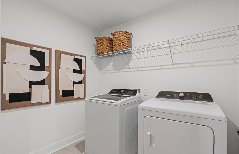 Representative interior finishes for a home built from the Riverton by Pulte Homes in Creekside at Skelton, Hoschton (Image 22).