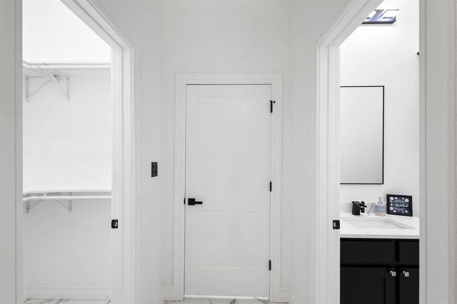 Image 38 of a home in .