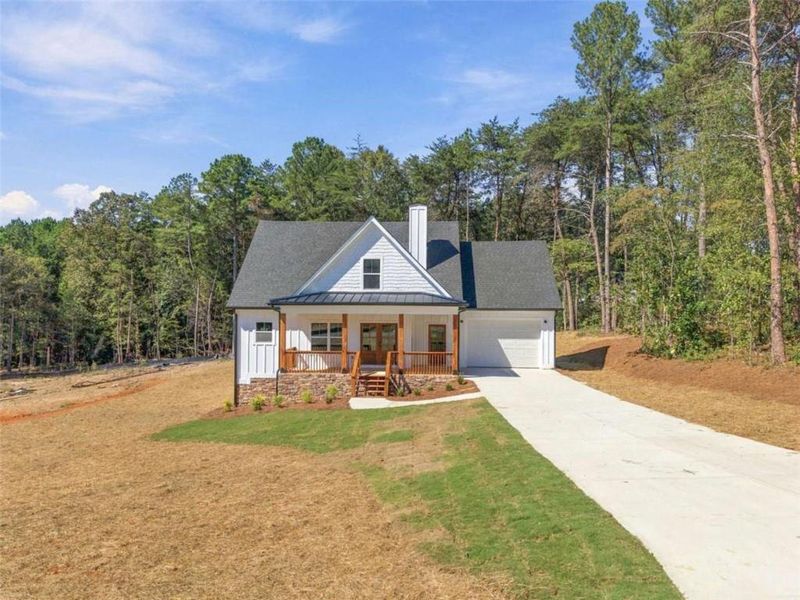 Front exterior of a new home in , Rockmart, GA, highlighting curb appeal (Image 2). Front exterior of a new home in , Rockmart, GA, highlighting curb appeal (Image 2).
