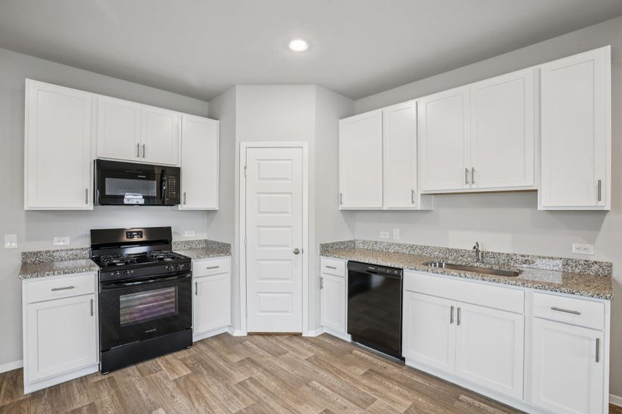 Furnished interior view inside a new home in Harvest Ridge, Elgin (Image 8).