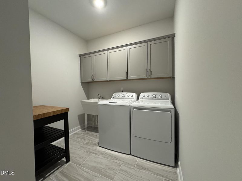 Laundry Room with Utility Sink