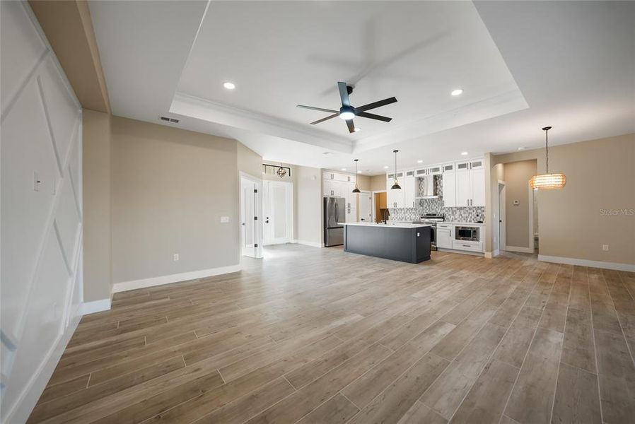Spacious, unfurnished interior of a new home in , Port Charlotte (Image 27).