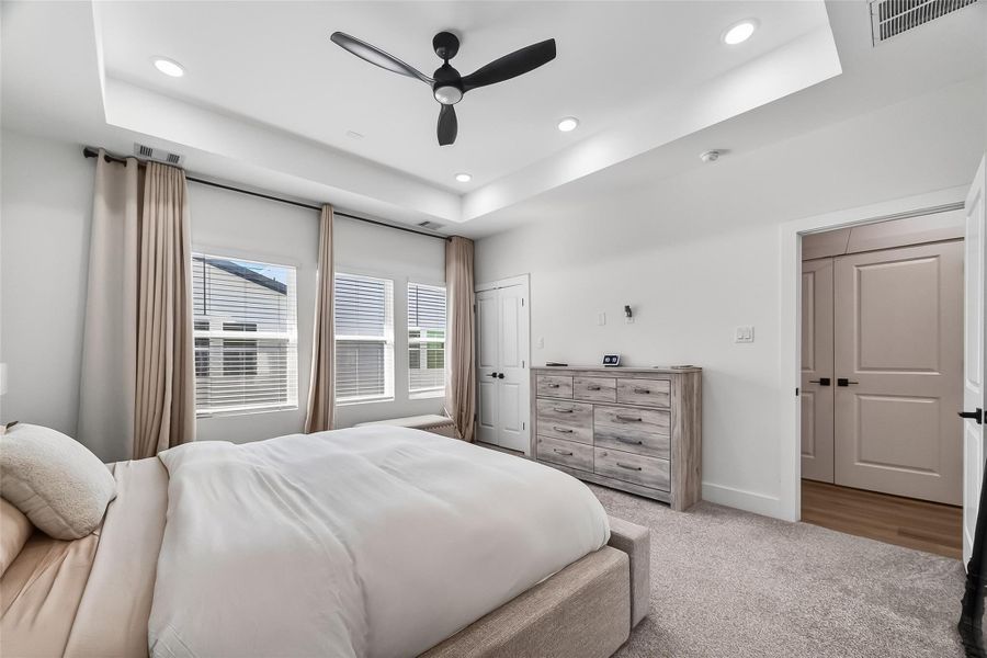 Furnished interior view inside a new home in , Houston (Image 27). Furnished interior view inside a new home in , Houston (Image 27).