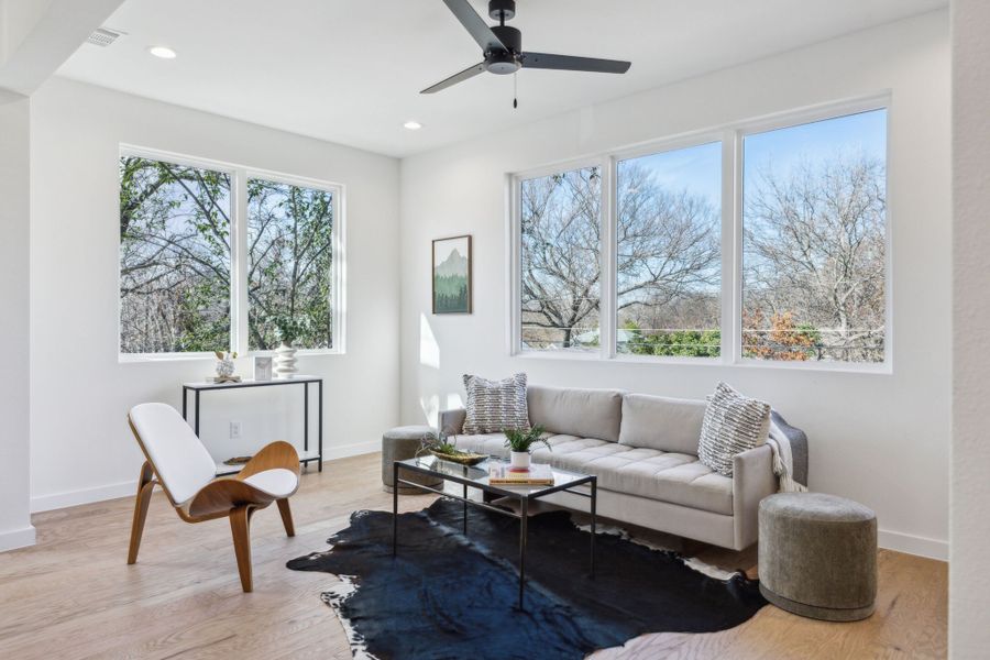 Furnished interior view inside a new home in , Dallas (Image 15).