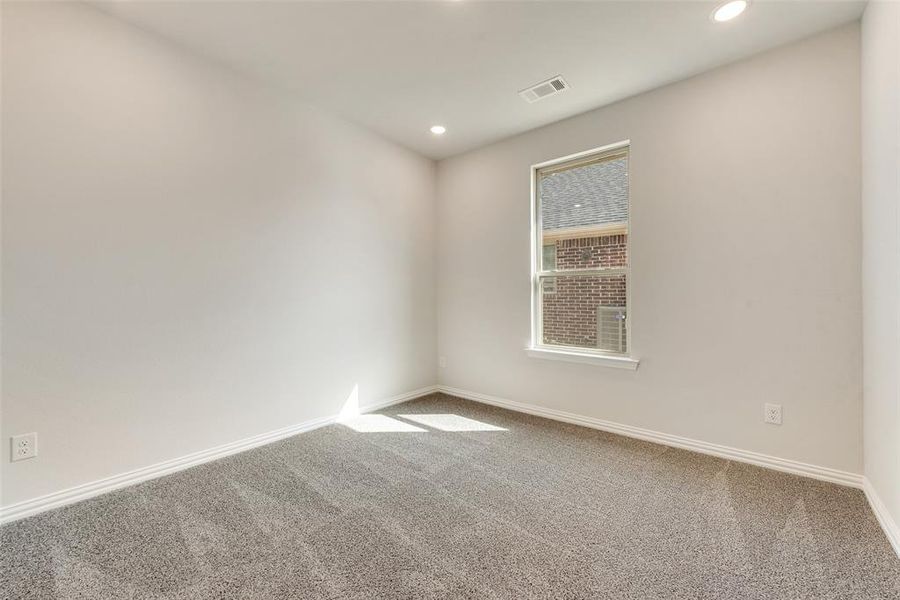 Spacious, unfurnished interior of a new home in Sutton Fields, Celina (Image 16).