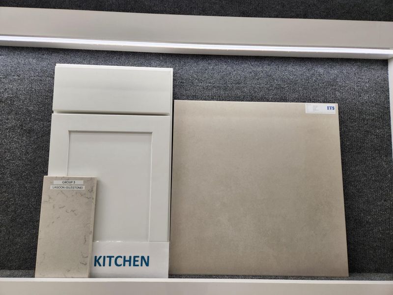 Sample of building materials used in homes in , Port St. Lucie (Image 19).