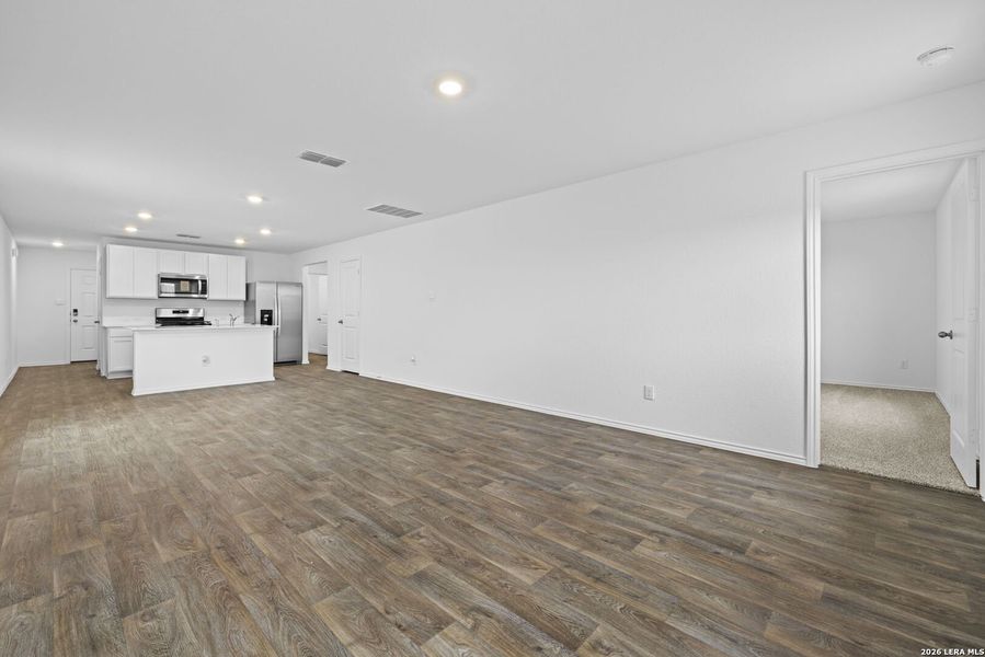 Spacious, unfurnished interior of a new home in Avenida, Converse (Image 20). Spacious, unfurnished interior of a new home in Avenida, Converse (Image 20).
