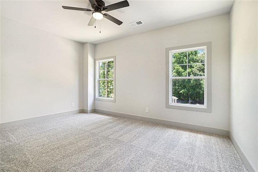 Spacious, unfurnished interior of a new home in , Oxford (Image 36).