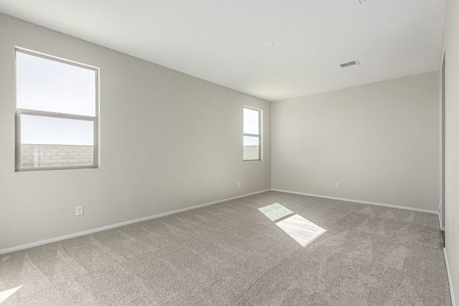 Spacious, unfurnished interior of a new home in Elara at Moonlight, Maricopa (Image 9).