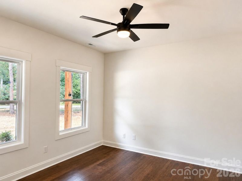 Spacious, unfurnished interior of a new home in , Salisbury (Image 25).